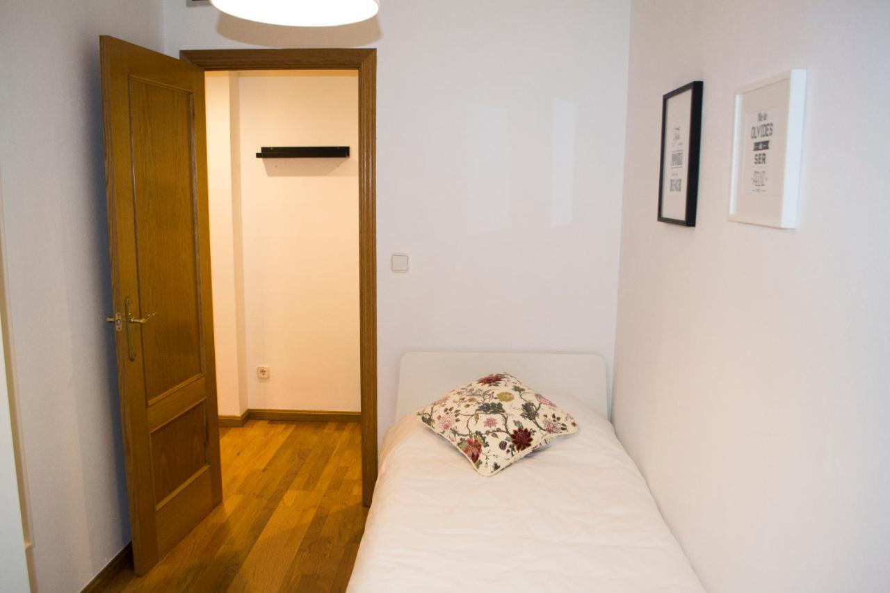 Apartamenticos Torrenueva I Zaragoza Buitenkant foto