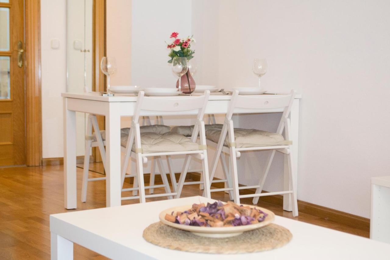 Apartamenticos Torrenueva I Zaragoza Buitenkant foto
